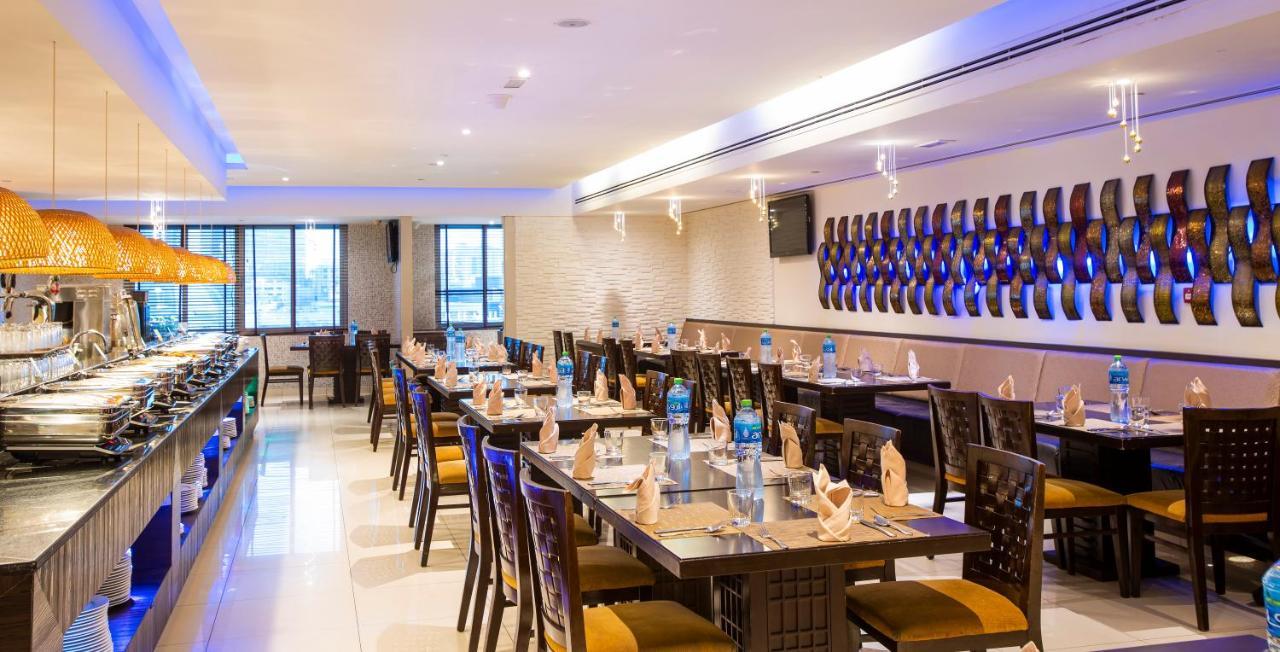 Asiana Hotel Ντουμπάι Εξωτερικό φωτογραφία The restaurant