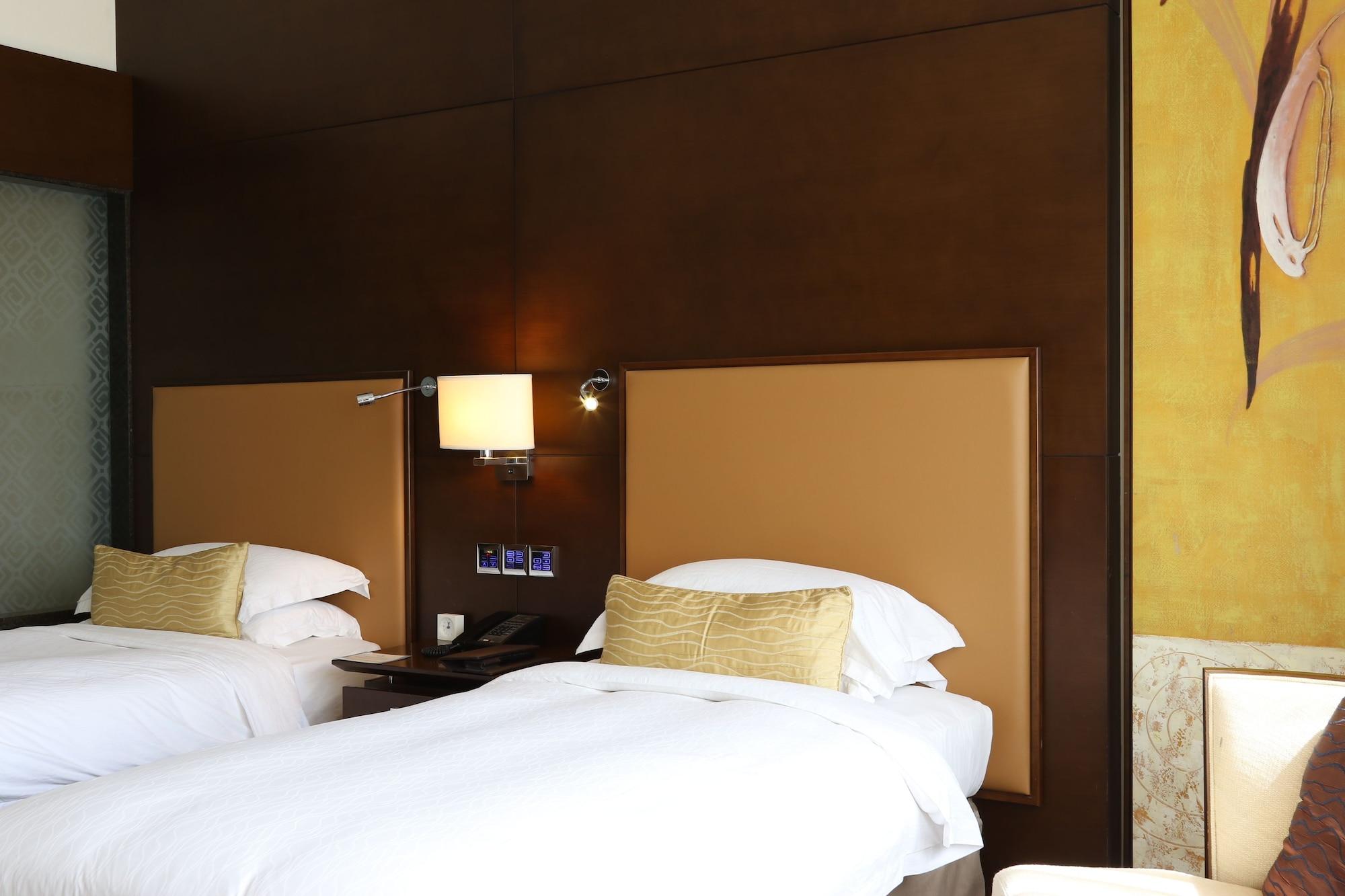 Asiana Hotel Ντουμπάι Εξωτερικό φωτογραφία A room at the hotel