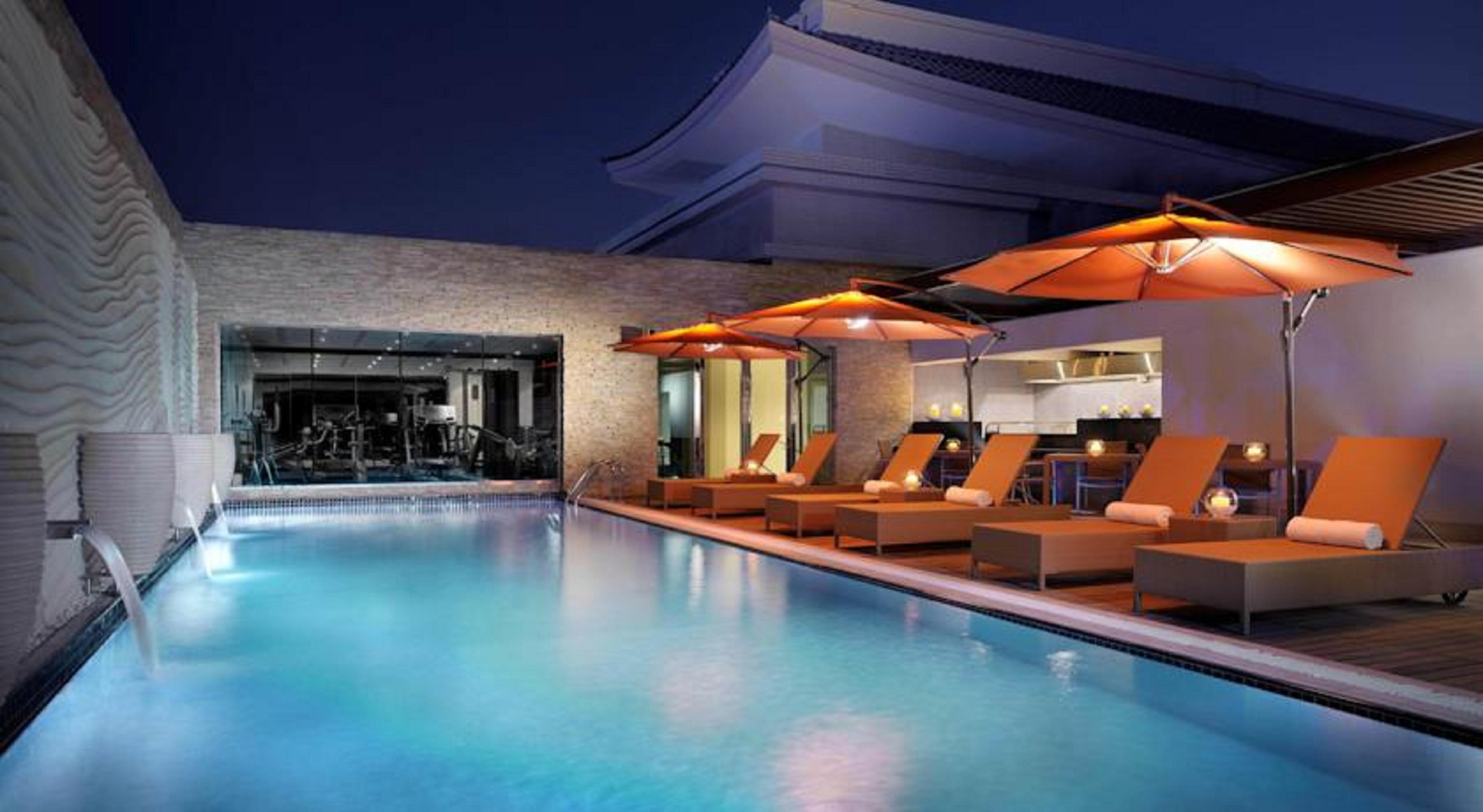 Asiana Hotel Ντουμπάι Εξωτερικό φωτογραφία The pool at the W Bangkok