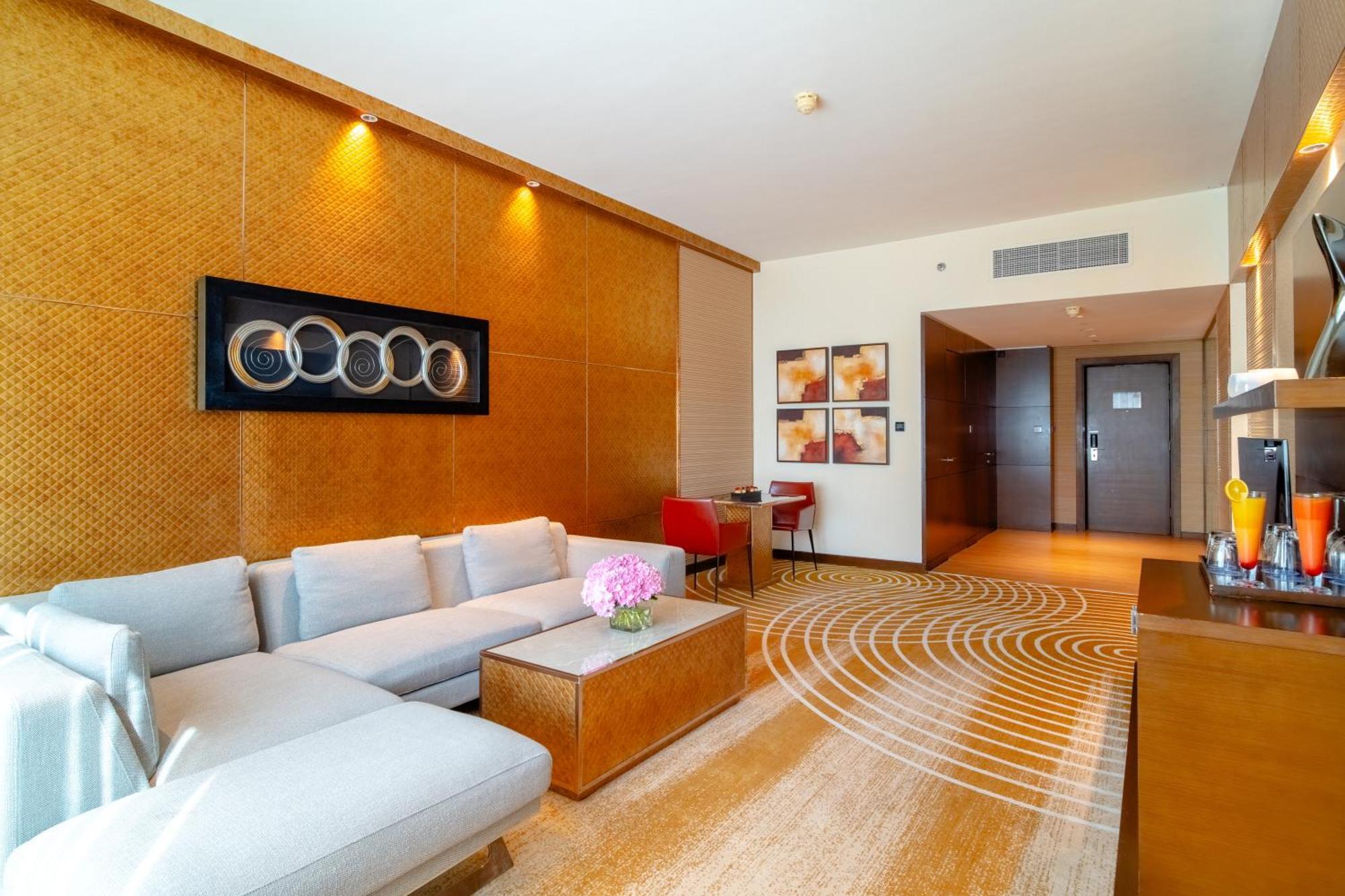 Asiana Hotel Ντουμπάι Εξωτερικό φωτογραφία A suite at the hotel