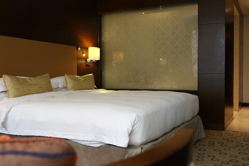 Asiana Hotel Ντουμπάι Εξωτερικό φωτογραφία A bedroom at the hotel